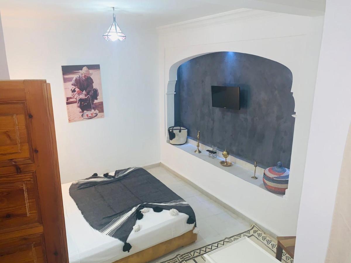 Riad Les Miroirs Marrakesh Exterior photo
